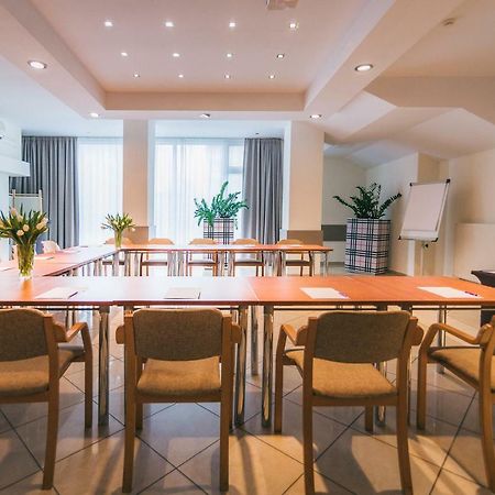 Hotel Forum 제수프 외부 사진